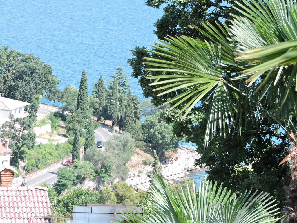 Apartment Bambi Opatija Eksteriør billede